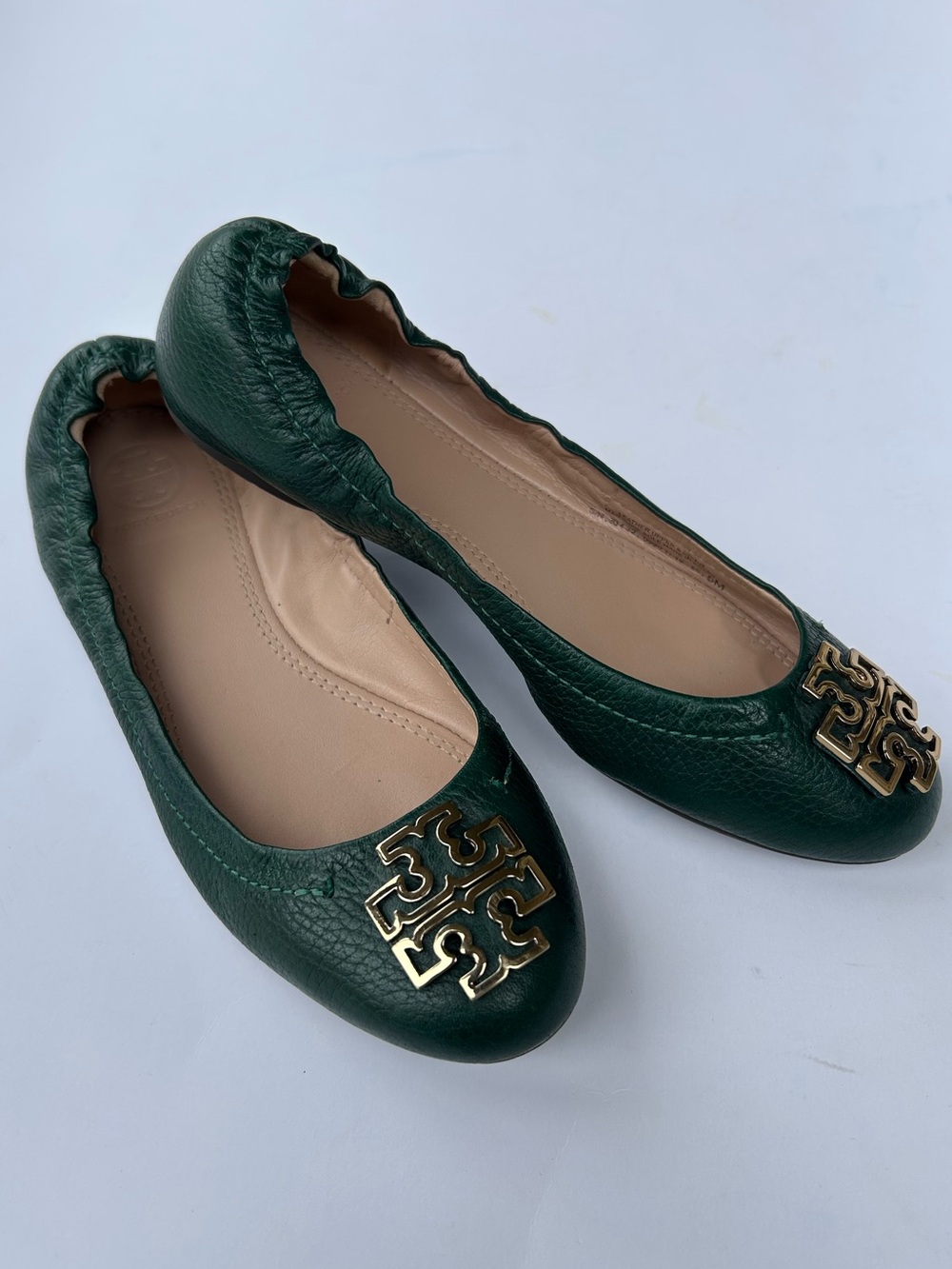 TORY BURCH ‘Minnie’ Travel Ballet Flats - Forest Green Pebbled Leather - Size 5